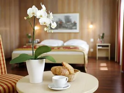 De La Paix Hotel